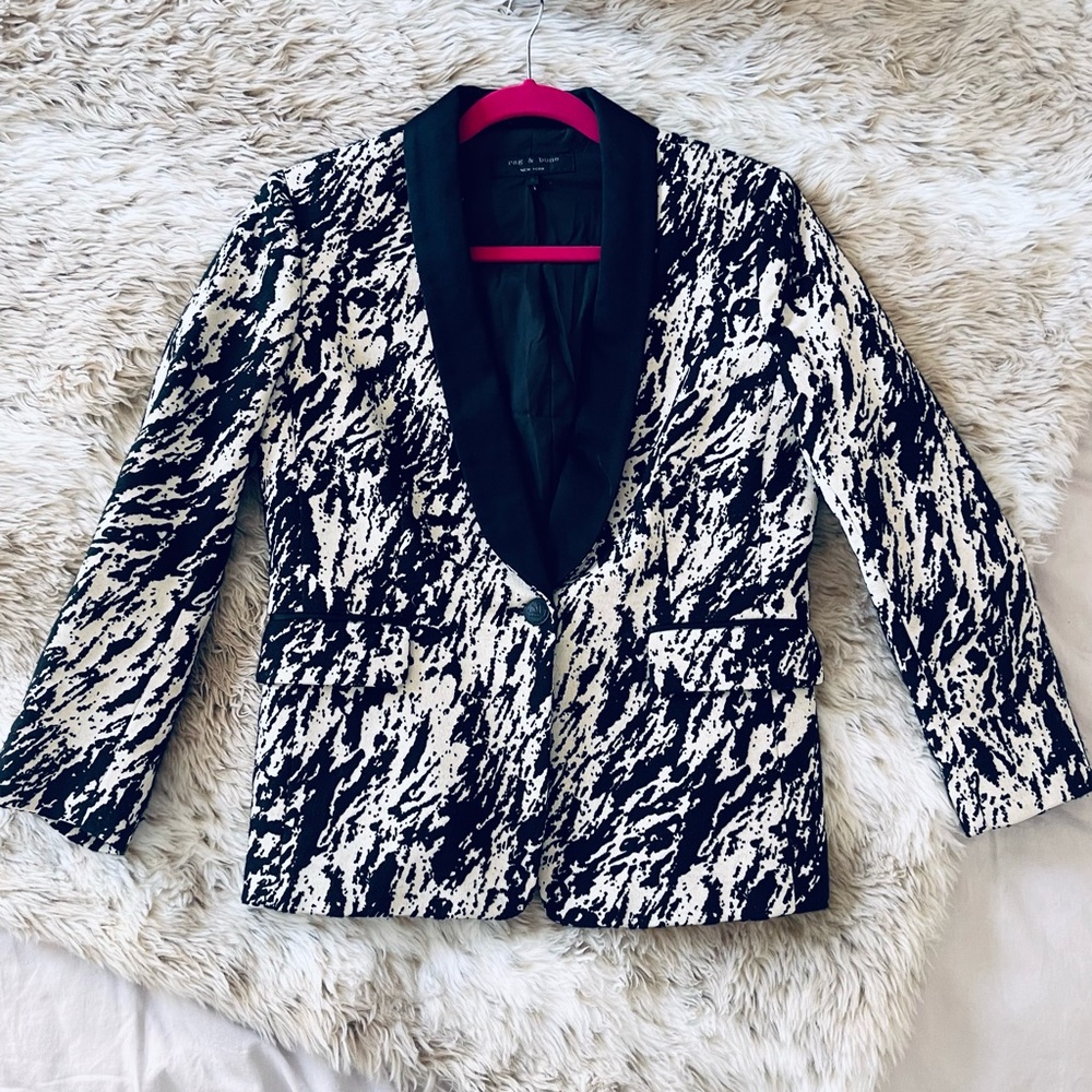 Stylish Black and White Women's Blazer